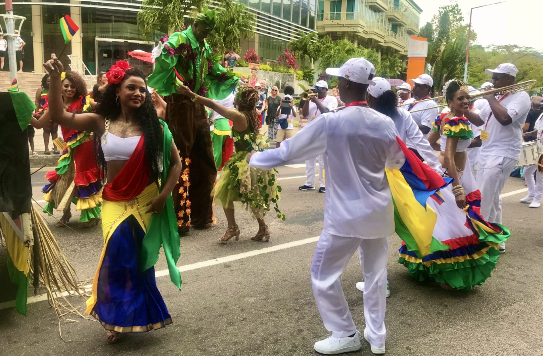 Batuques africanos e Carnaval fazem do Creole Festival evento